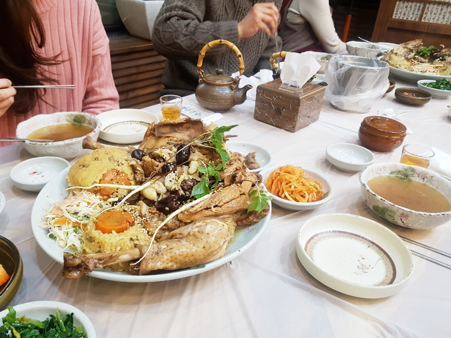 길은옻닭 이미지