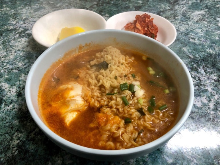 맛샘분식 이미지