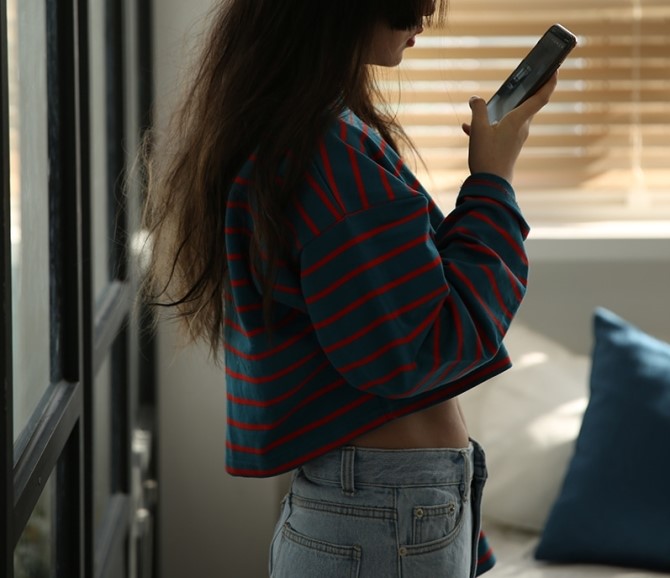 비하이드 이미지