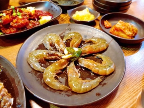 해변의꽃게 이미지