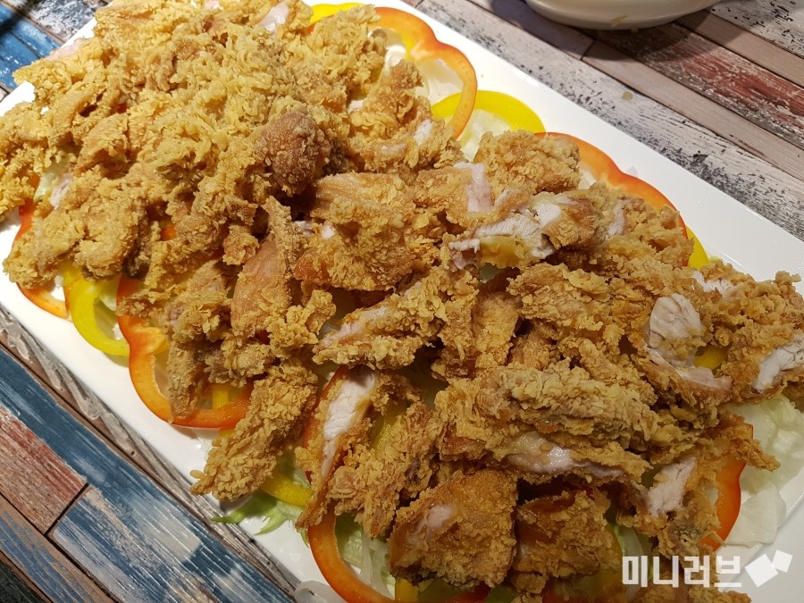 치킨스톰 이미지