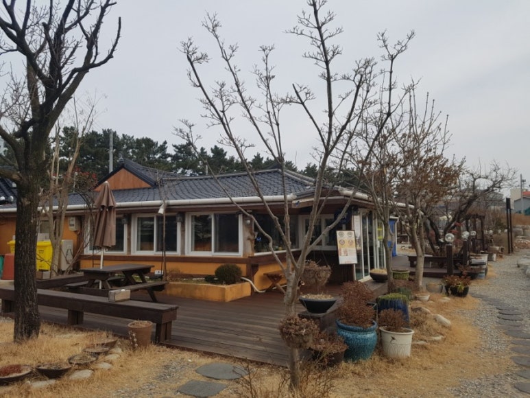 오월에국수 이미지