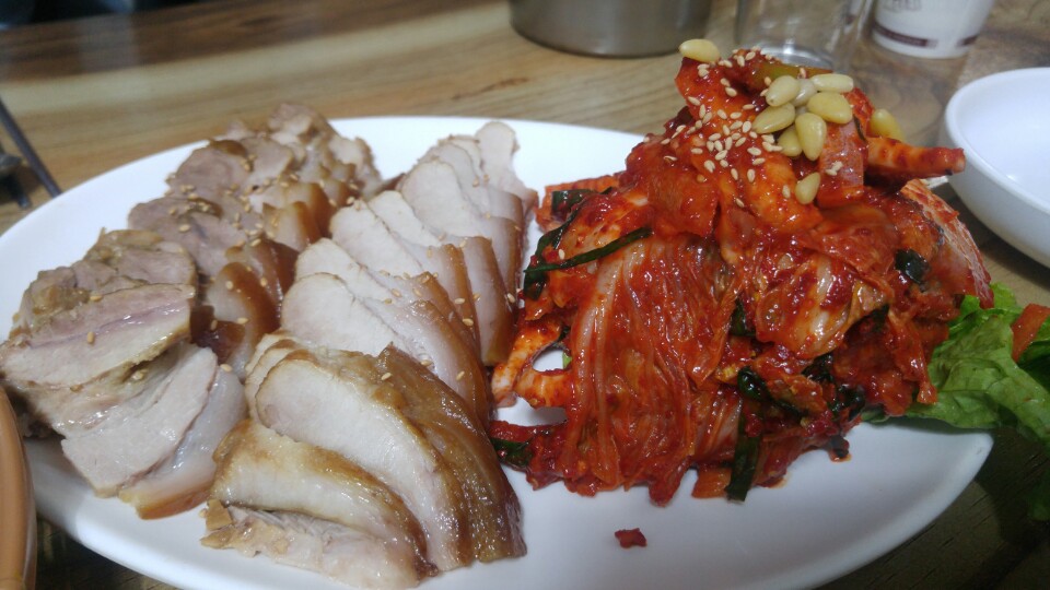 돌다리보쌈칼국수 이미지