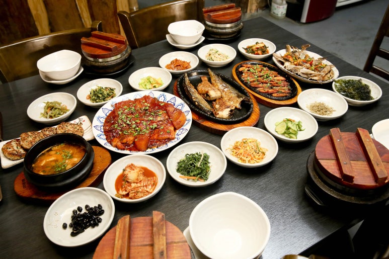 진수성찬 이미지