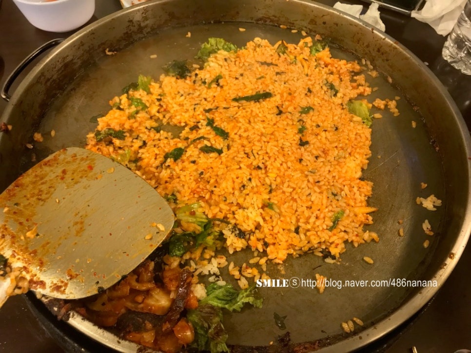군중닭갈비 이미지