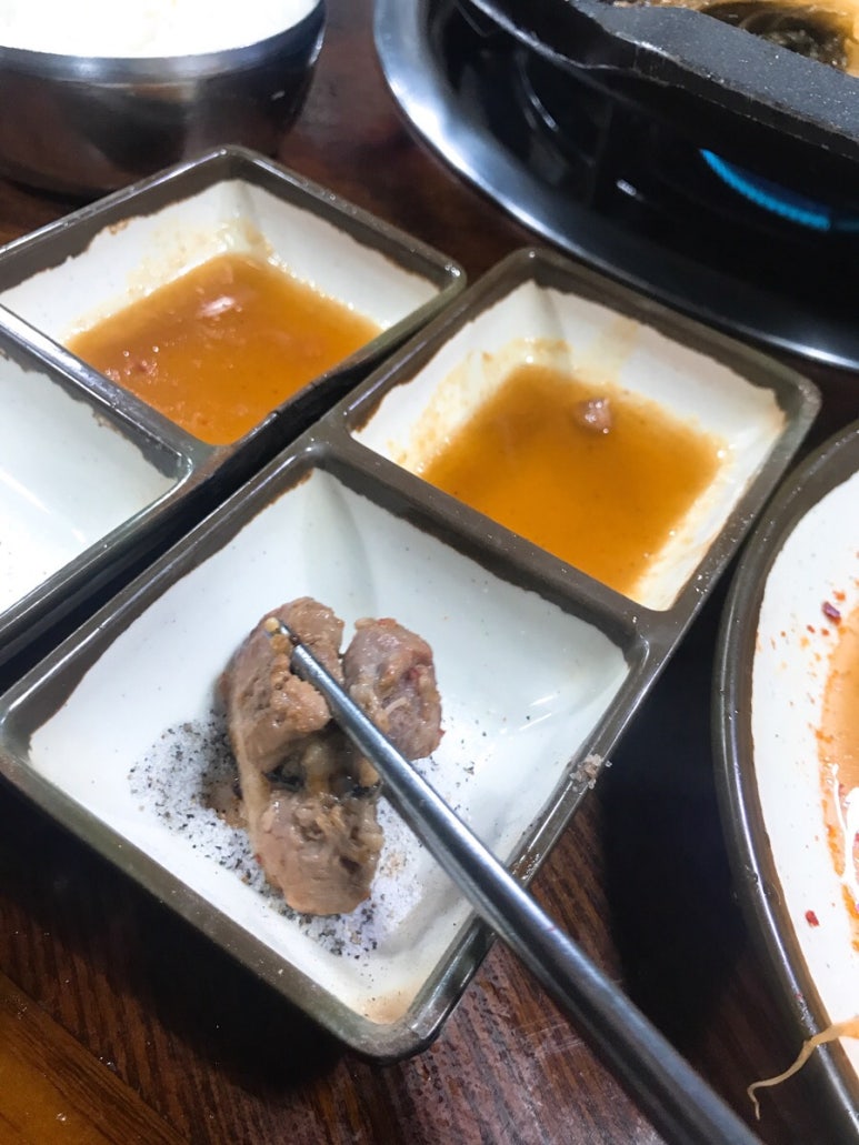 오리떼닭한마리 이미지