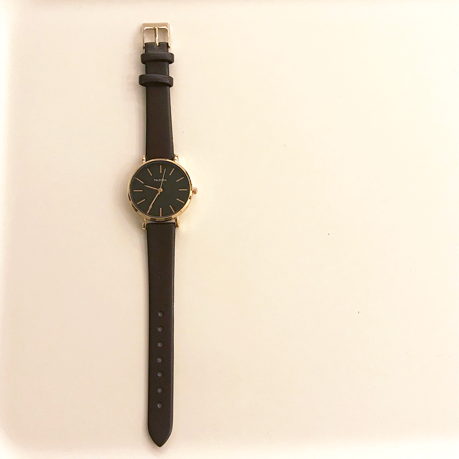<b><p>Eum leather Woman wch 4color fe Simp Favite</p></b><b><p>イルム レザー 女性 腕時計 4色 シンプルな 自分の好きなギフト ファッション</p></b><br /><br /><p align='center'>