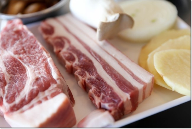 모메든식당 이미지