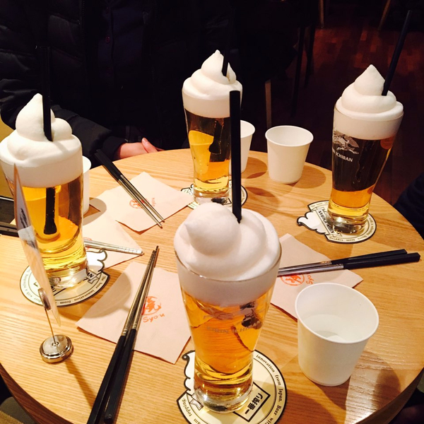 맥주먹는닭 이미지