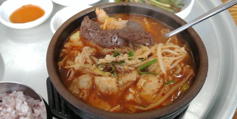 울산할매국밥 이미지