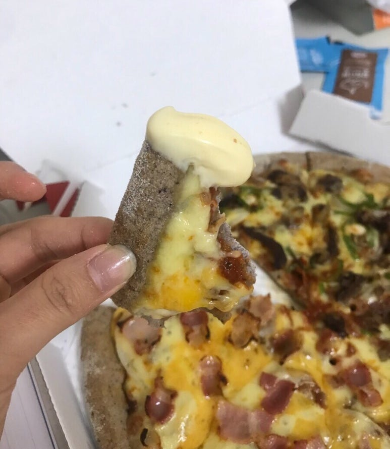 피자알볼로나주 이미지