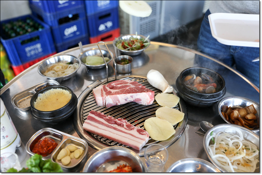 모메든식당 이미지