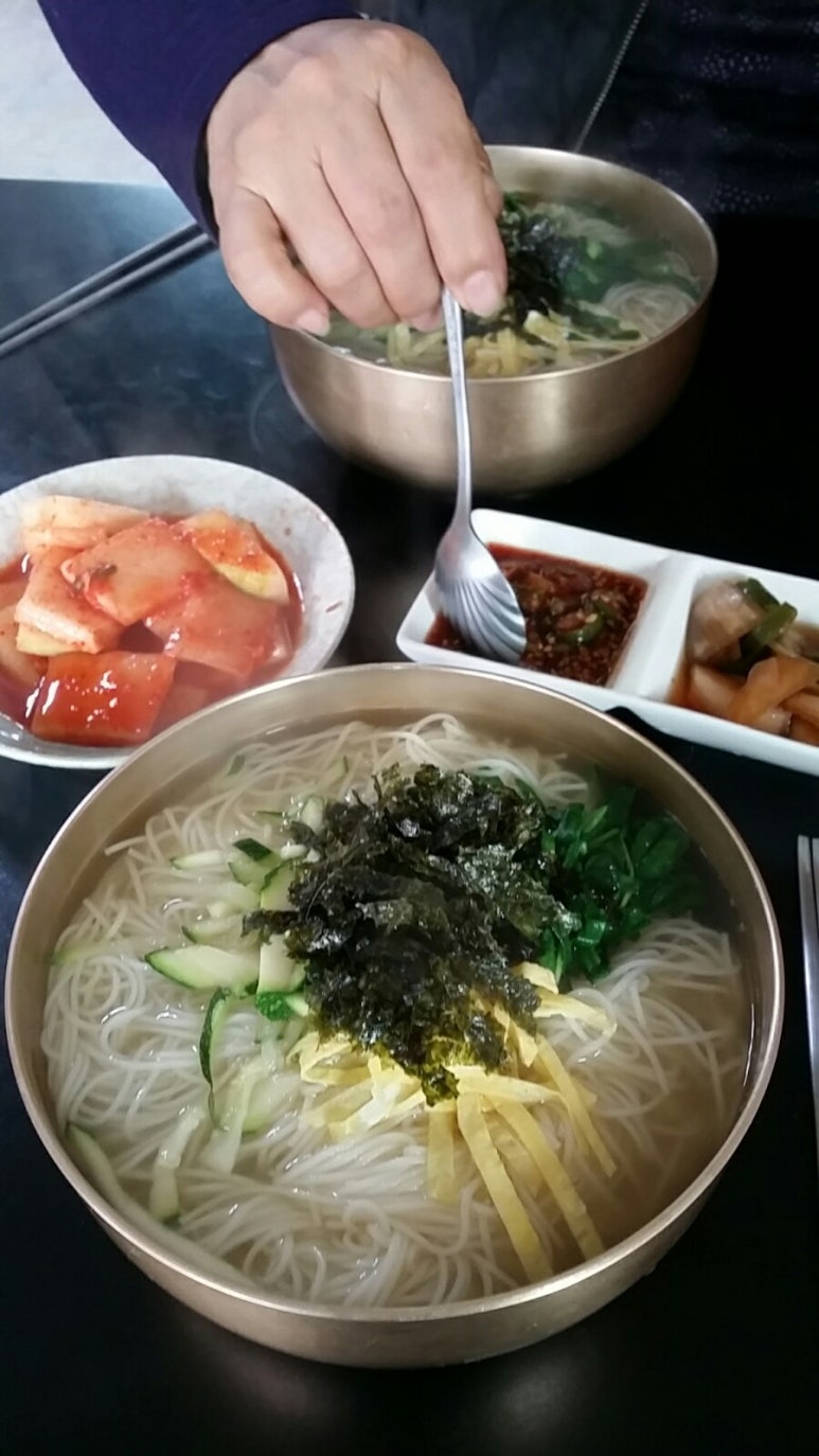 오메가메국수 이미지