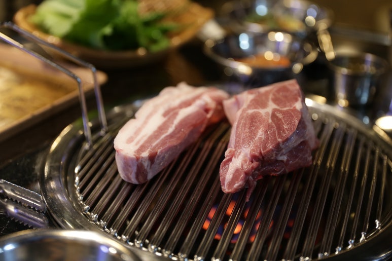 모메든식당 이미지