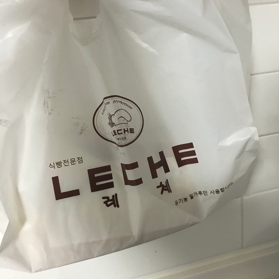 레체식빵 이미지