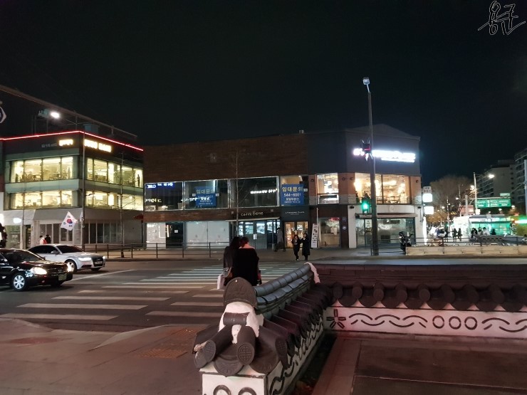 투썸플레이스압구정로데오역점 이미지
