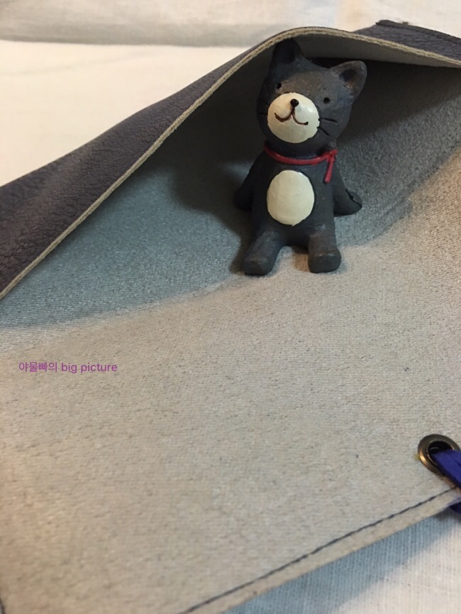 입은_EVEN 이미지