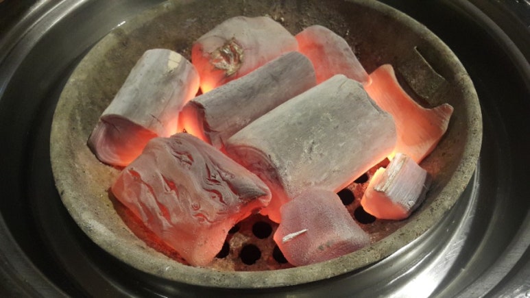 숯 이야기 이미지