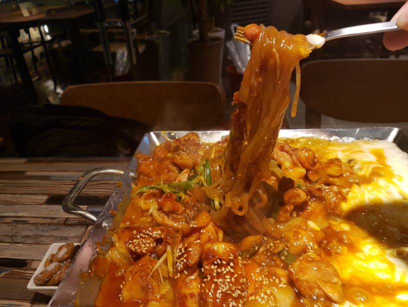 치킨스톰 이미지
