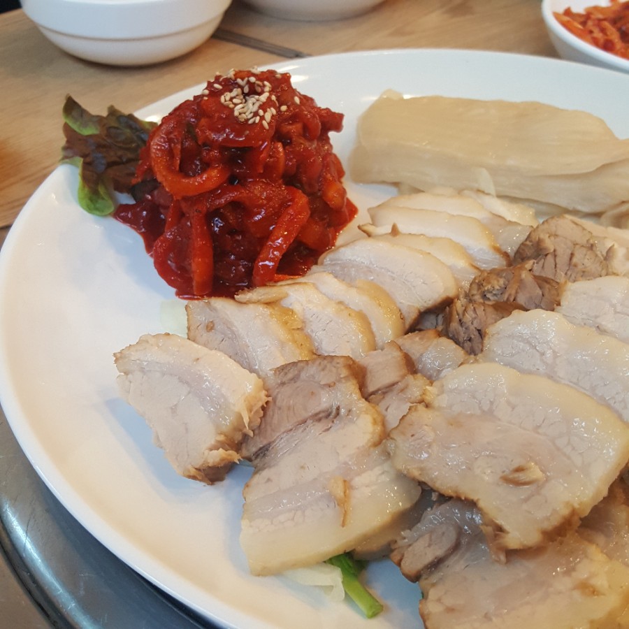 명동칼국수보쌈 이미지