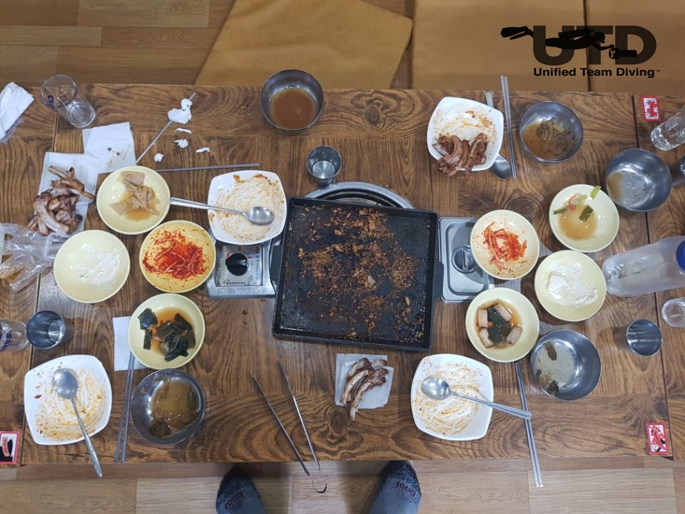 돈코복코숯돌생고기 이미지