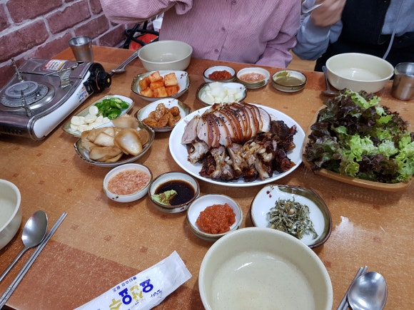 장춘왕족발 이미지