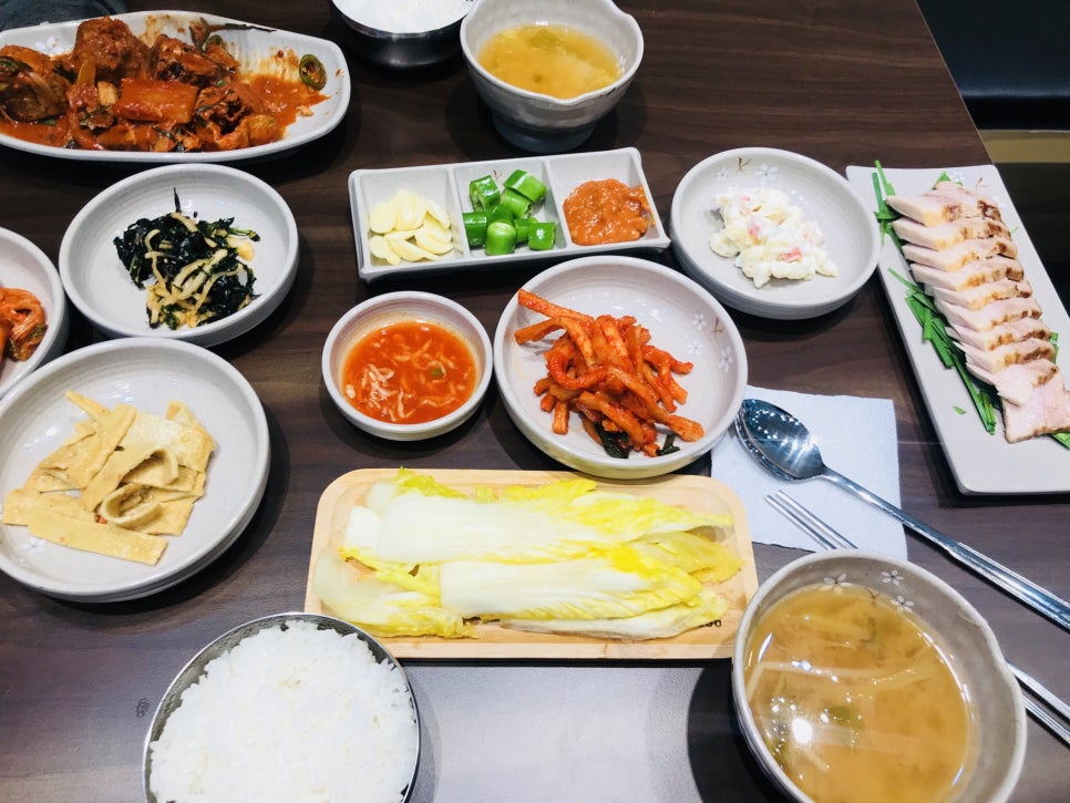 한길왕족발 이미지