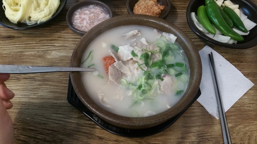 왕돼지국밥 이미지