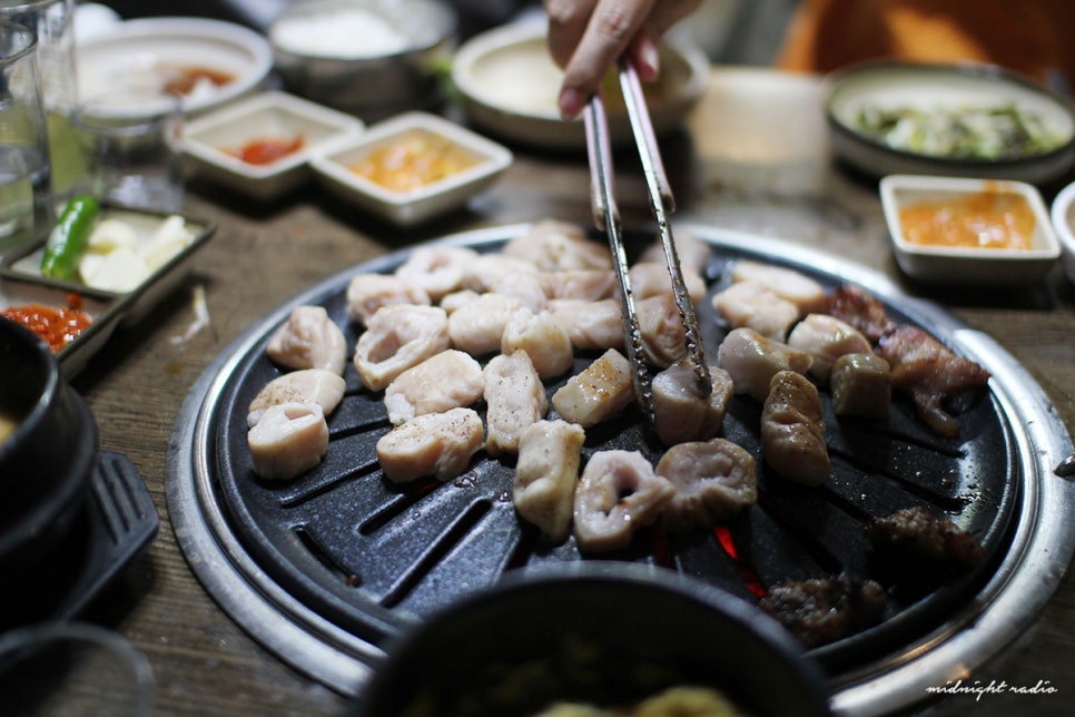 불타는뒷고기 이미지