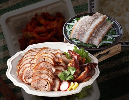 홍대 칼국수와 족발 이미지