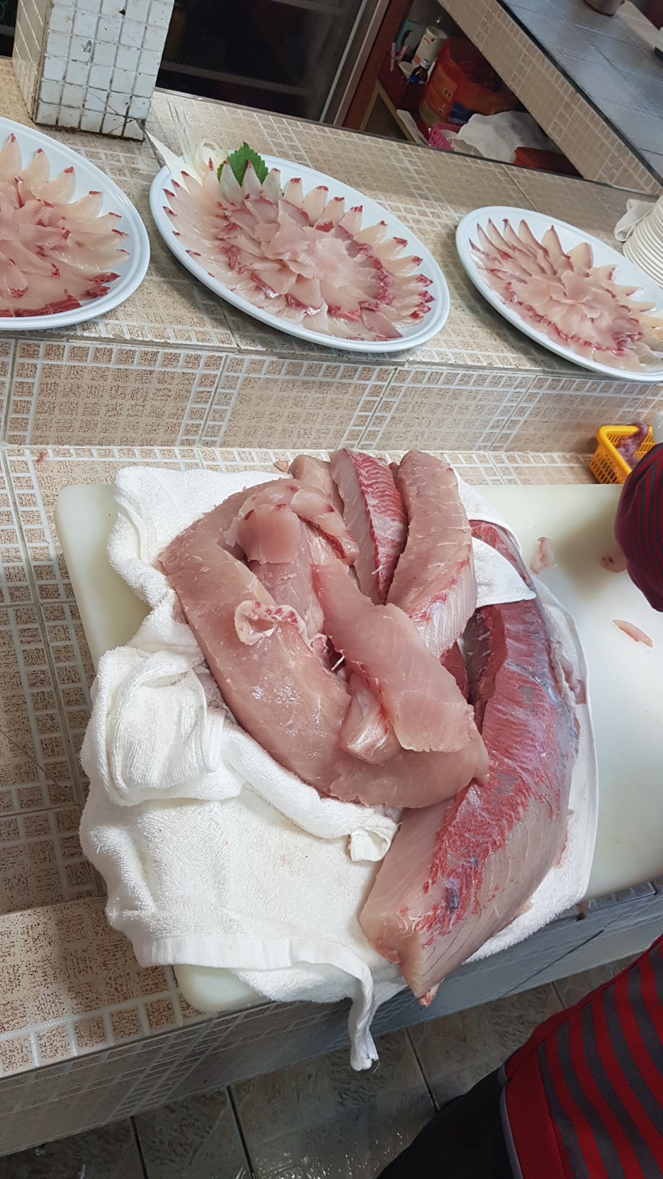 팔성횟집 이미지