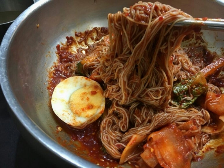 팔보면옥 이미지