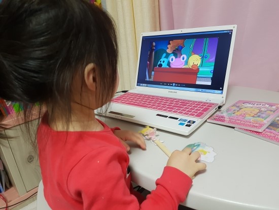 요술옷장 이미지
