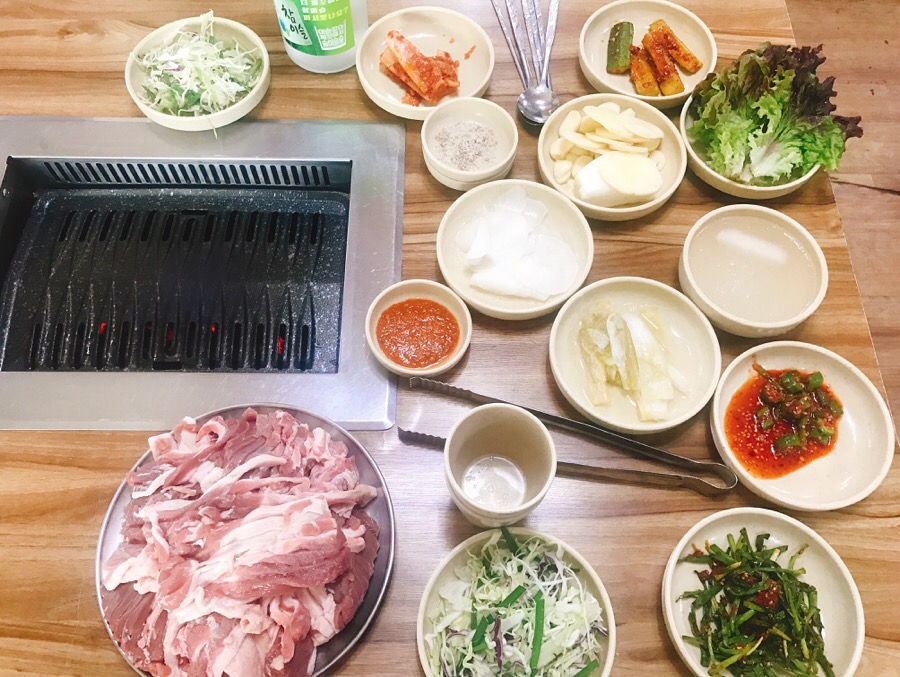 고향숯불고기 이미지