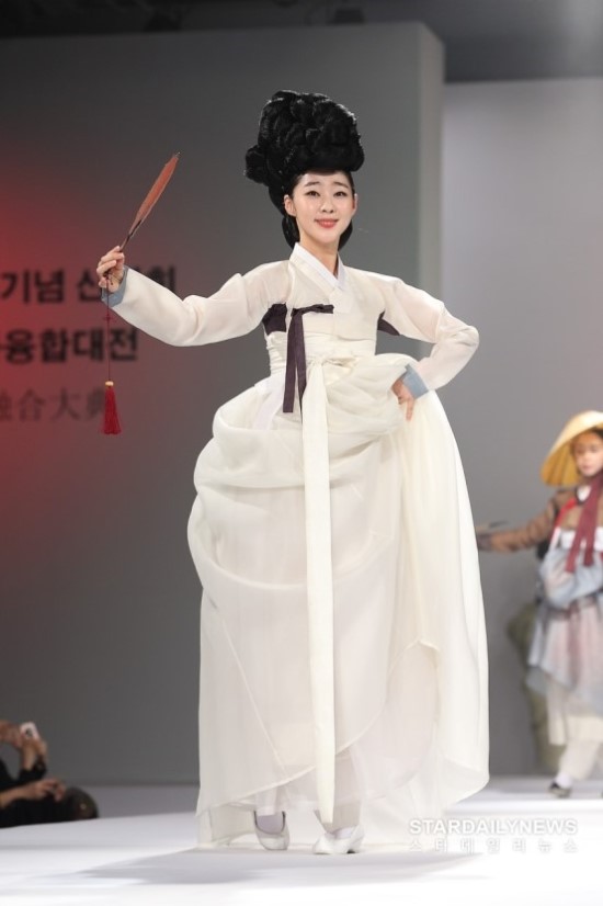 헤라한복 이미지