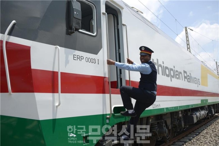 신화건설인력 이미지