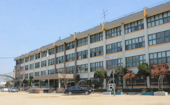 서울방일초등학교 이미지