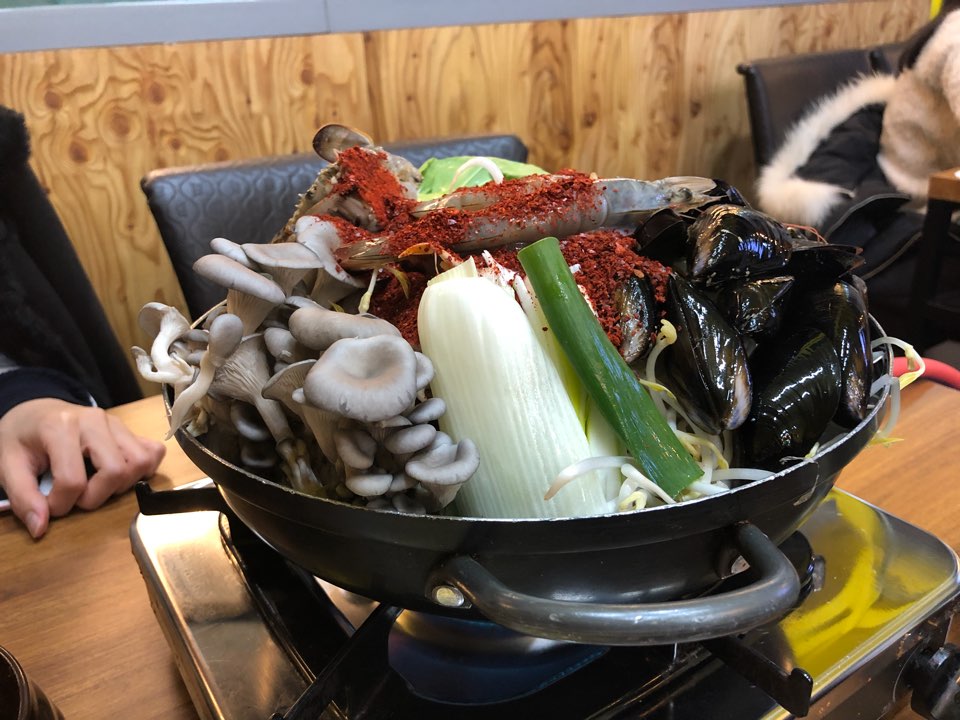 곰아줌칼국수 이미지