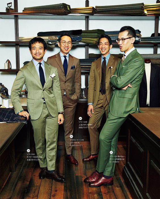카키(Khaki) 이미지