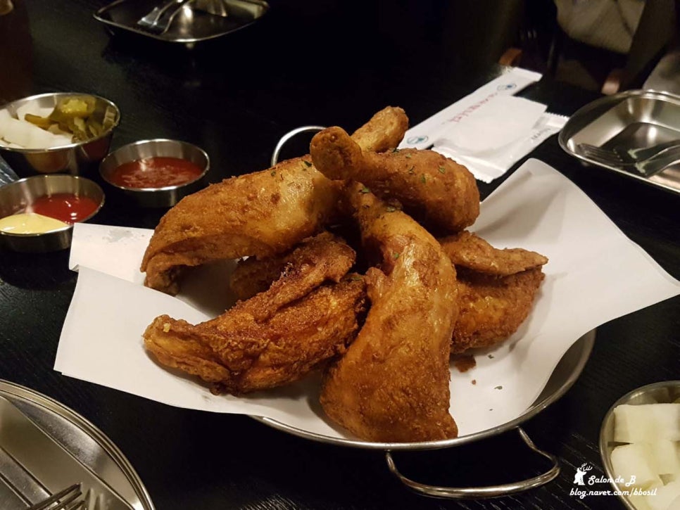 깐부치킨 이미지
