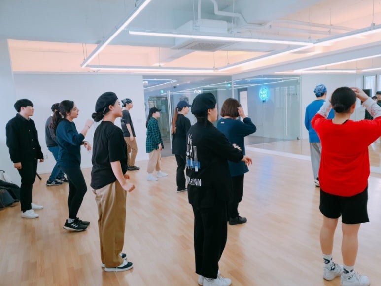 춤쟁이댄스보컬아카데미학원 이미지
