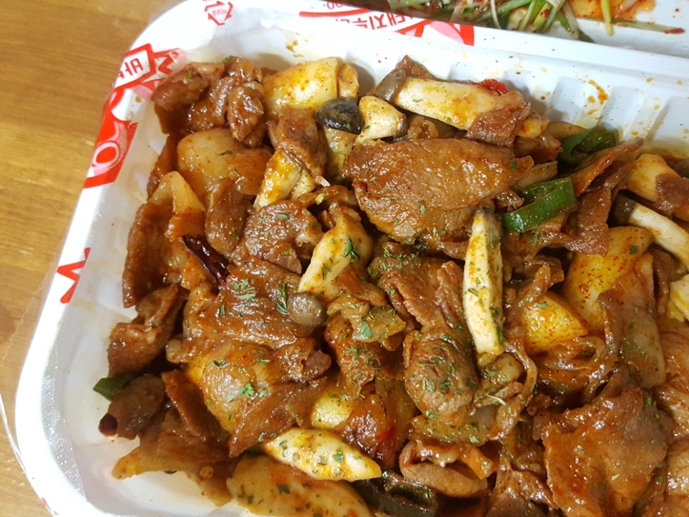 바보돼지두마리 이미지