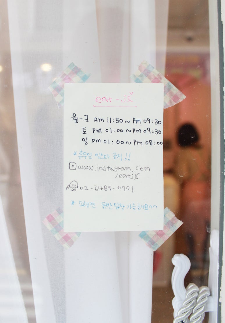 1층카페(1F Cafe) 이미지