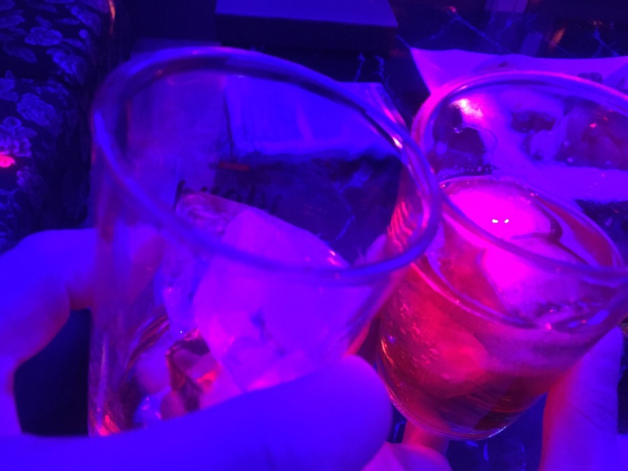 딸기술파는노래방 이미지