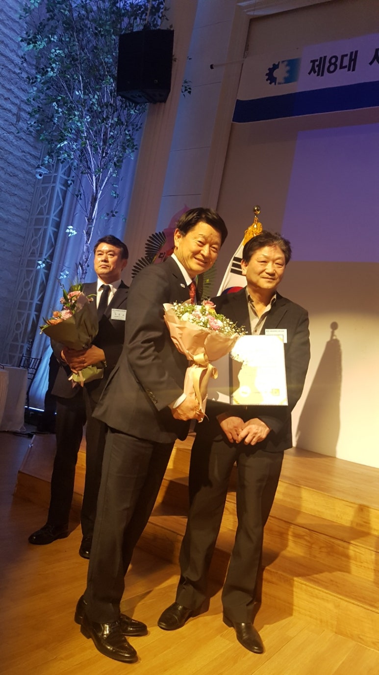 와이비플러스주 이미지
