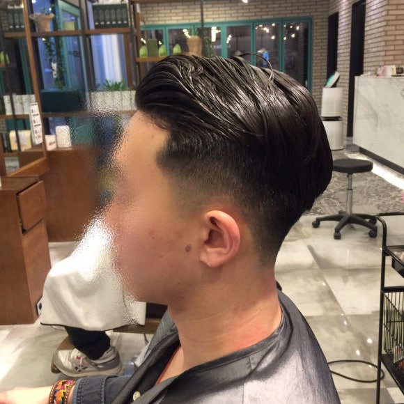 리트모 바버샵 이미지