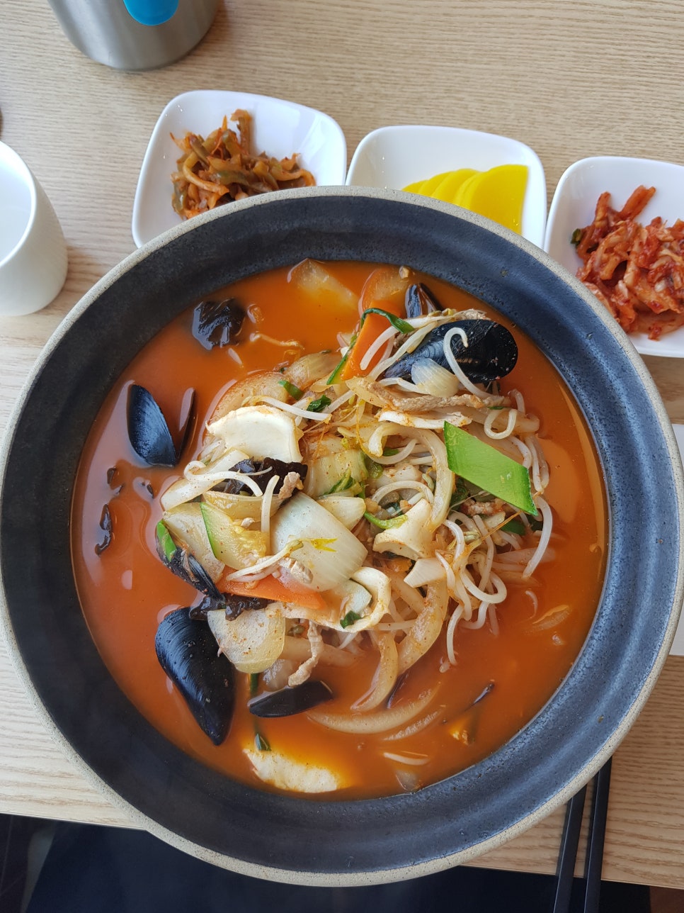 눈과입이즐거운짬뽕집 이미지