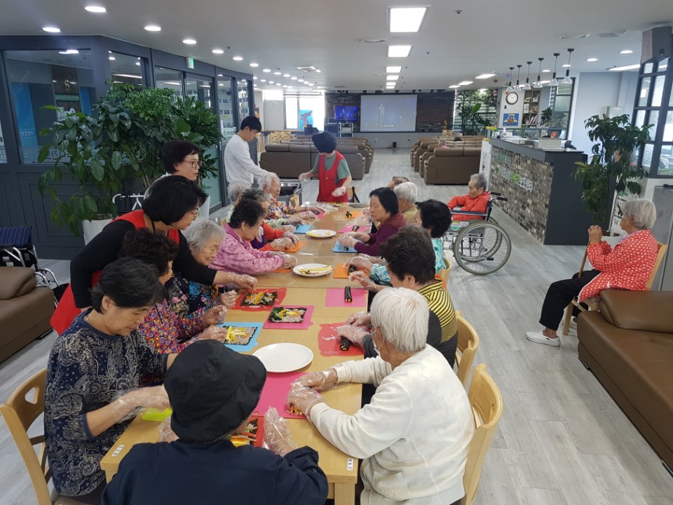김밥푸드 이미지