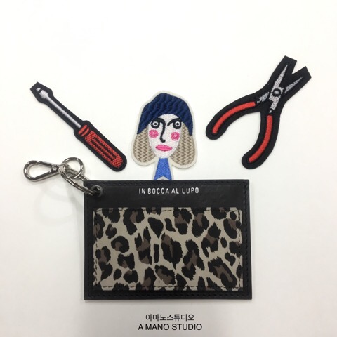 A mano 아마노 이미지