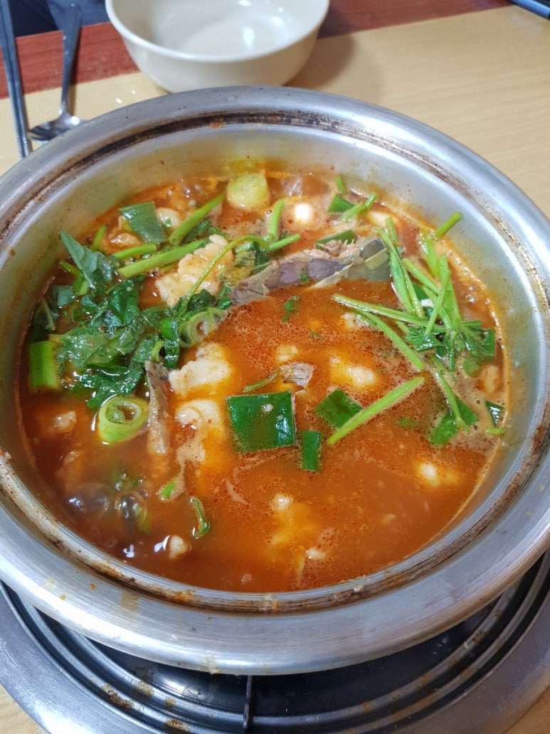 용뎅이매운탕 이미지